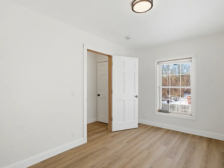 Bedroom (4)