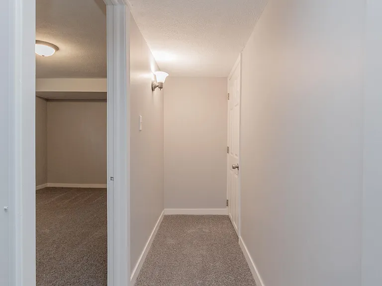 3026 Sewell St — Photo 28