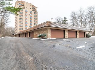 2631 Northern Rd APT 530, Appleton, WI 54914