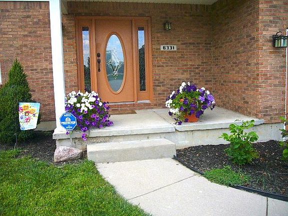 3rd image of 6331 Sterling Woods Dr