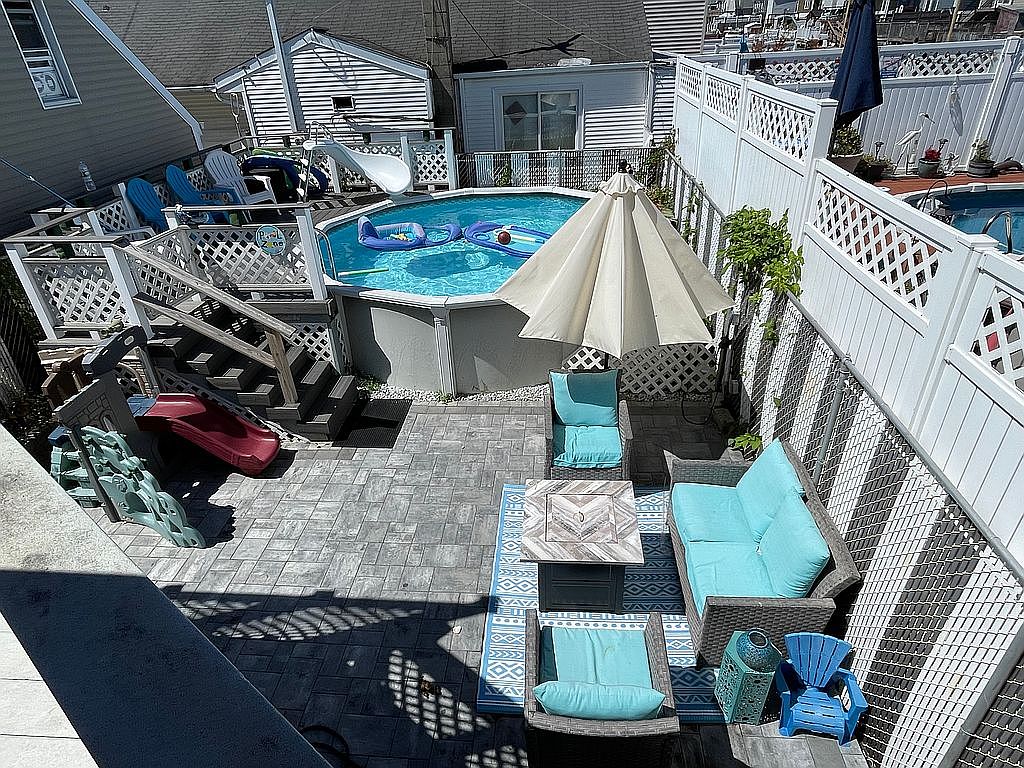 1215 Cross Bay Blvd, Broad Channel, NY 11693 Zillow