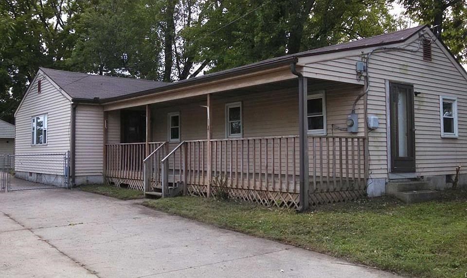 1st image of 4709 Willowview Dr