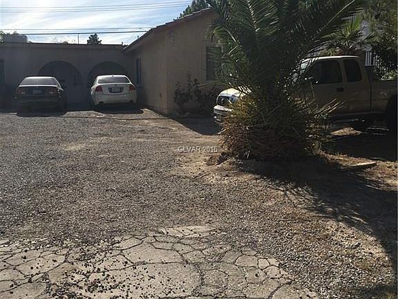 5th image of 1722 Cedar Ave