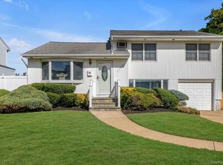 3583 Summer Drive, Wantagh, NY 11793