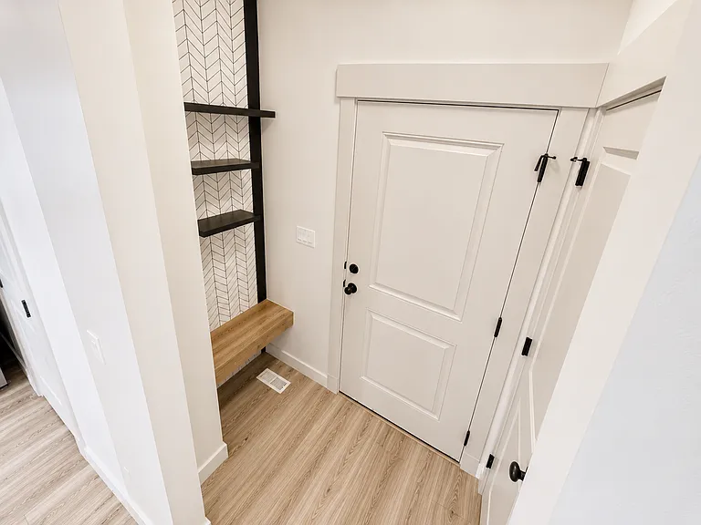 5163 N Folkstone Dr — Photo 10
