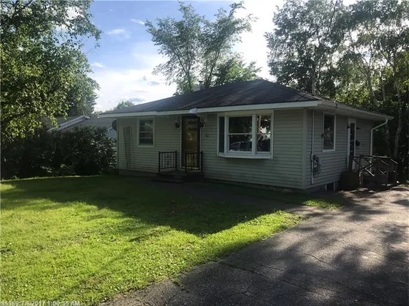 56 Hillside St, Presque Isle, ME 04769