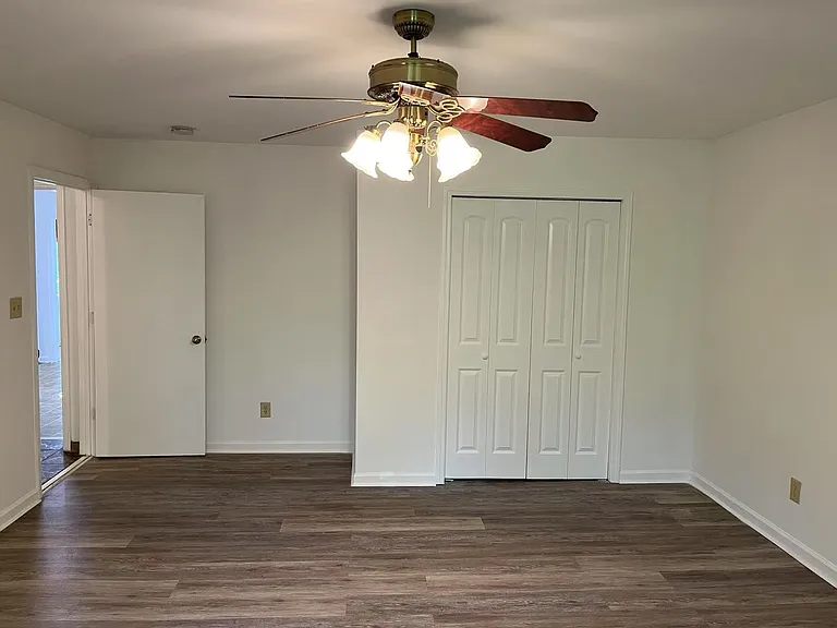 913 Shearor St — Photo 17