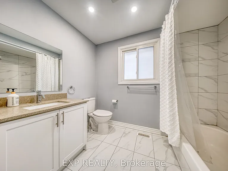 588 Warden Ave — Photo 13