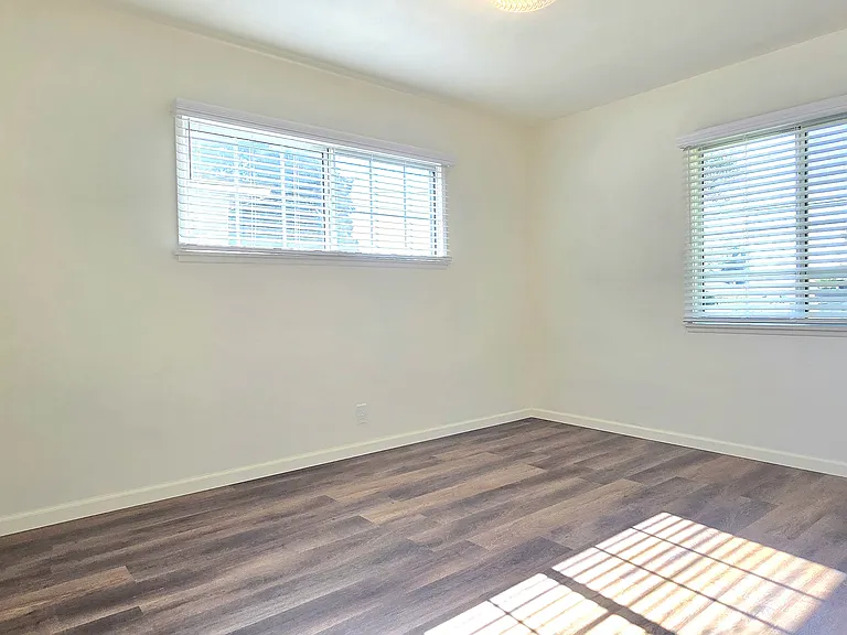 9341 Olive St — Photo 20