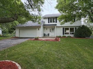 1800 James Ct, Burnsville, MN 55337
