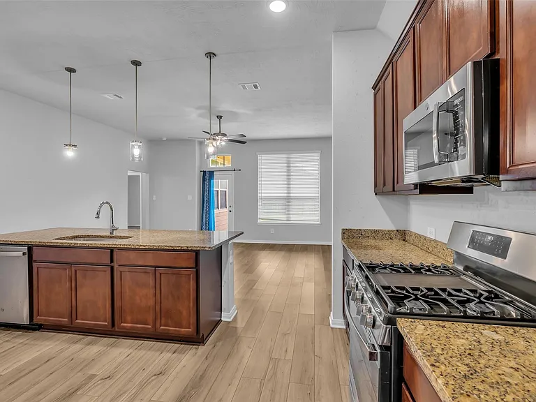 3430 Redbridge Ct — Photo 13