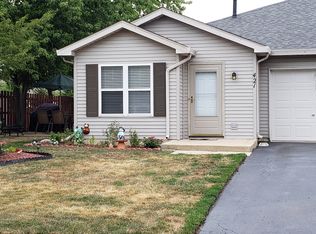 421 Richmond Ct, Oswego, IL 60543