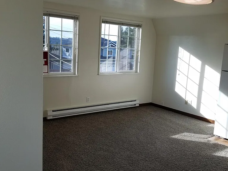902B 15th Ave #B — Photo 3