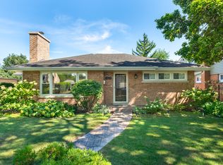 9129 Mango Ave, Morton Grove, IL 60053