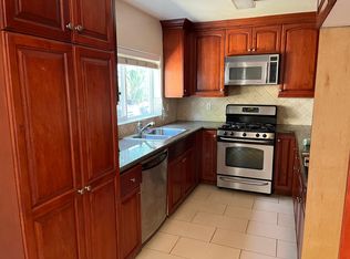 6939 Greeley St UNIT 105, Tujunga, CA 91042