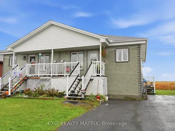 1021 Jacynthe St, Hawkesbury, ON K6A 3V9