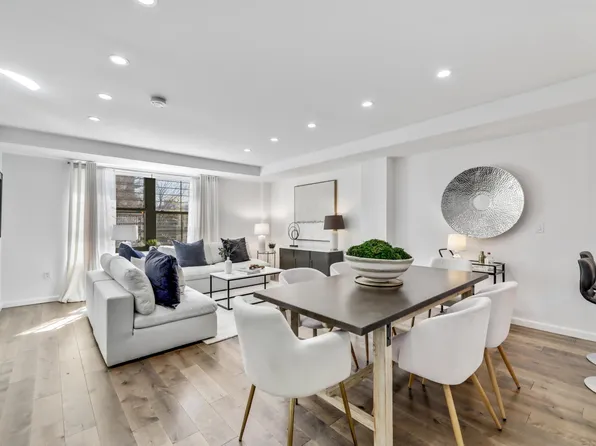 1 Greene St #M7, Jersey City, NJ 07302