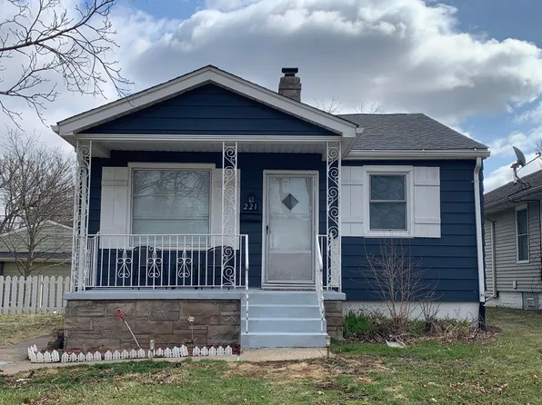 221 S Connecticut St, Hobart, IN 46342