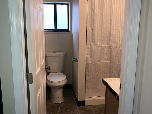 3rd image of 2827-2843 N Oak Harbor Rd #10716116
