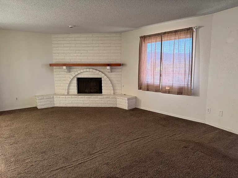 1625 Dorado Dr — Photo 8