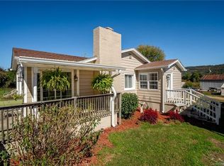 1850 Pilot Mountain Rd, Hendersonville, NC 28792