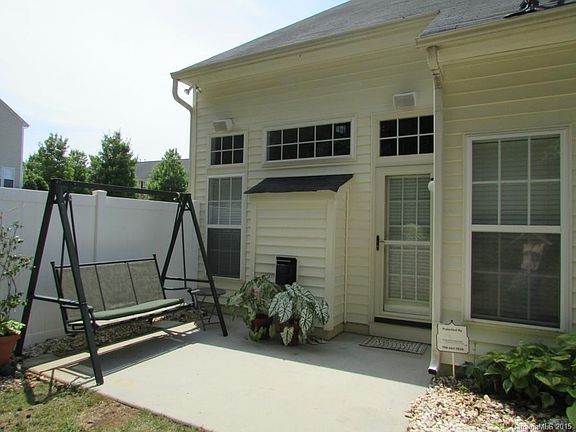 3rd image of 168 N Arcadian Way #23