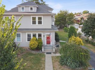 154 Santiago Ave, Rutherford, NJ 07070