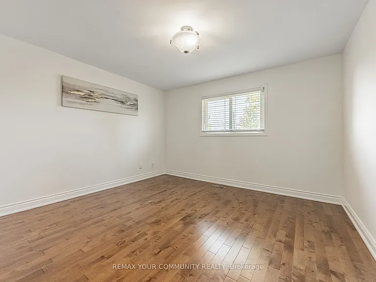 14 Roseville Dr — Photo 22