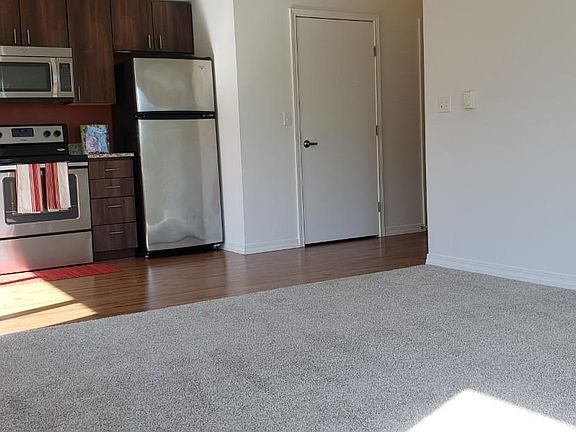 2nd image of 12340 NE 115th Pl #418