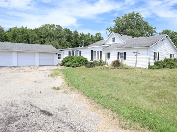 21003-550 S East St, Sheffield, IL 61361