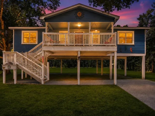29827 Shady Brook Ln, Magnolia, TX 77355