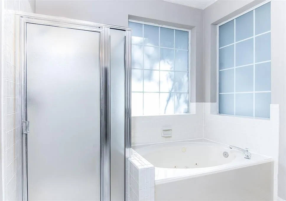 3606 Timothy Ln — Photo 3