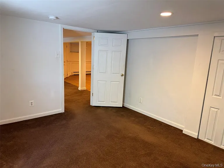 19 Laurel St #1 — Photo 11