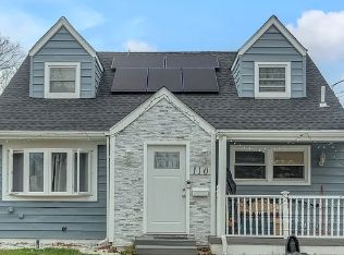 110 Chestnut St, Bergenfield, NJ 07621