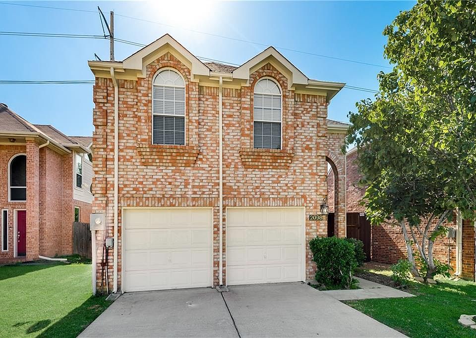 1st image of 2098 Montclair Ln