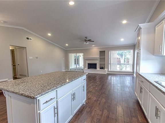 5th image of 12336 High Meadow Dr