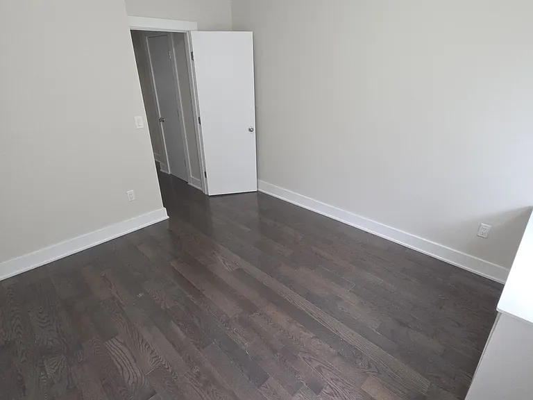 90 Tonnelle Ave #5 — Photo 7