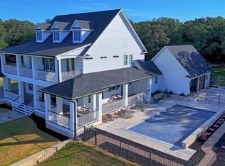 3437 Round Prairie Rd, Forestburg, TX 76239