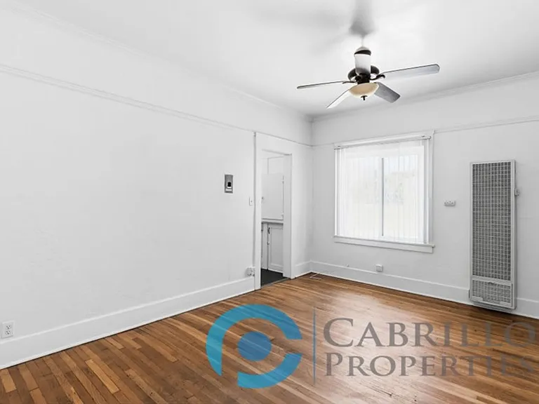 Casa Blanca Apartments — Photo 25
