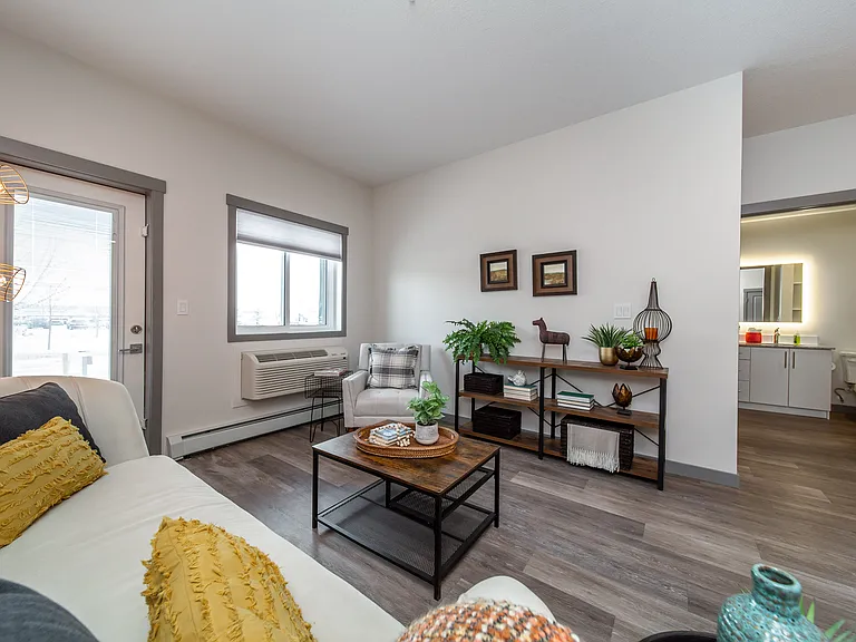 730 Tamarack Way NW — Photo 15