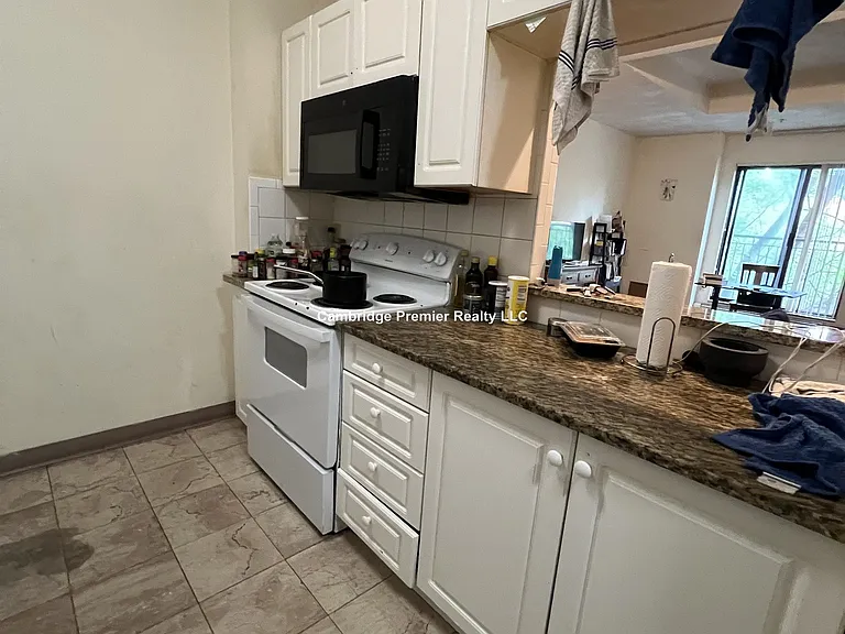 375 Highland Ave #2 — Photo 19