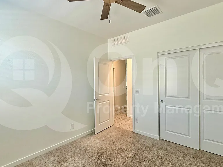 9053 W Agora Ln — Photo 6