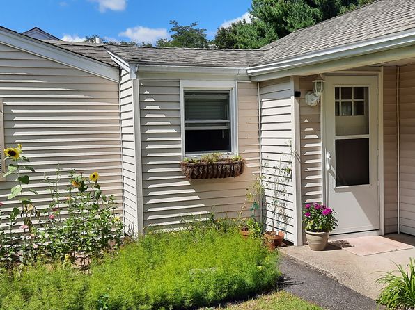 86 Forest St
