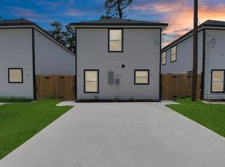 8111 Denton St #B, Houston, TX 77028