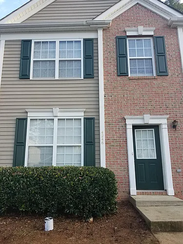 4246 Vienna Crest Dr Photo 1