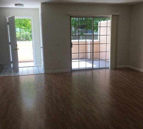 2nd image of 2800 Plaza Del Amo Unit 367