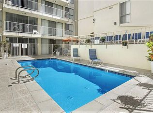 Brentwood Plaza, Los Angeles, CA 90049