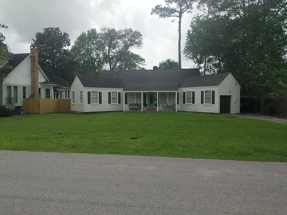 1st image of 1517 East Dr