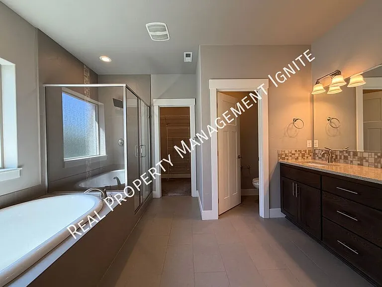 20531 SE Stanford Pl — Photo 8