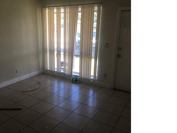 5th image of 1451 NW 33rd Ave